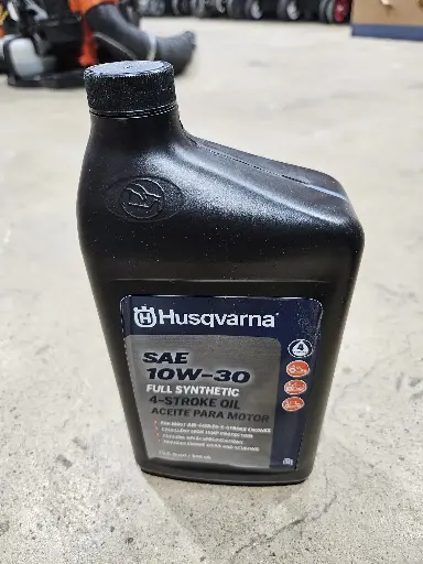 4 Stroke oil SAE 10W - 30 Husqvarna